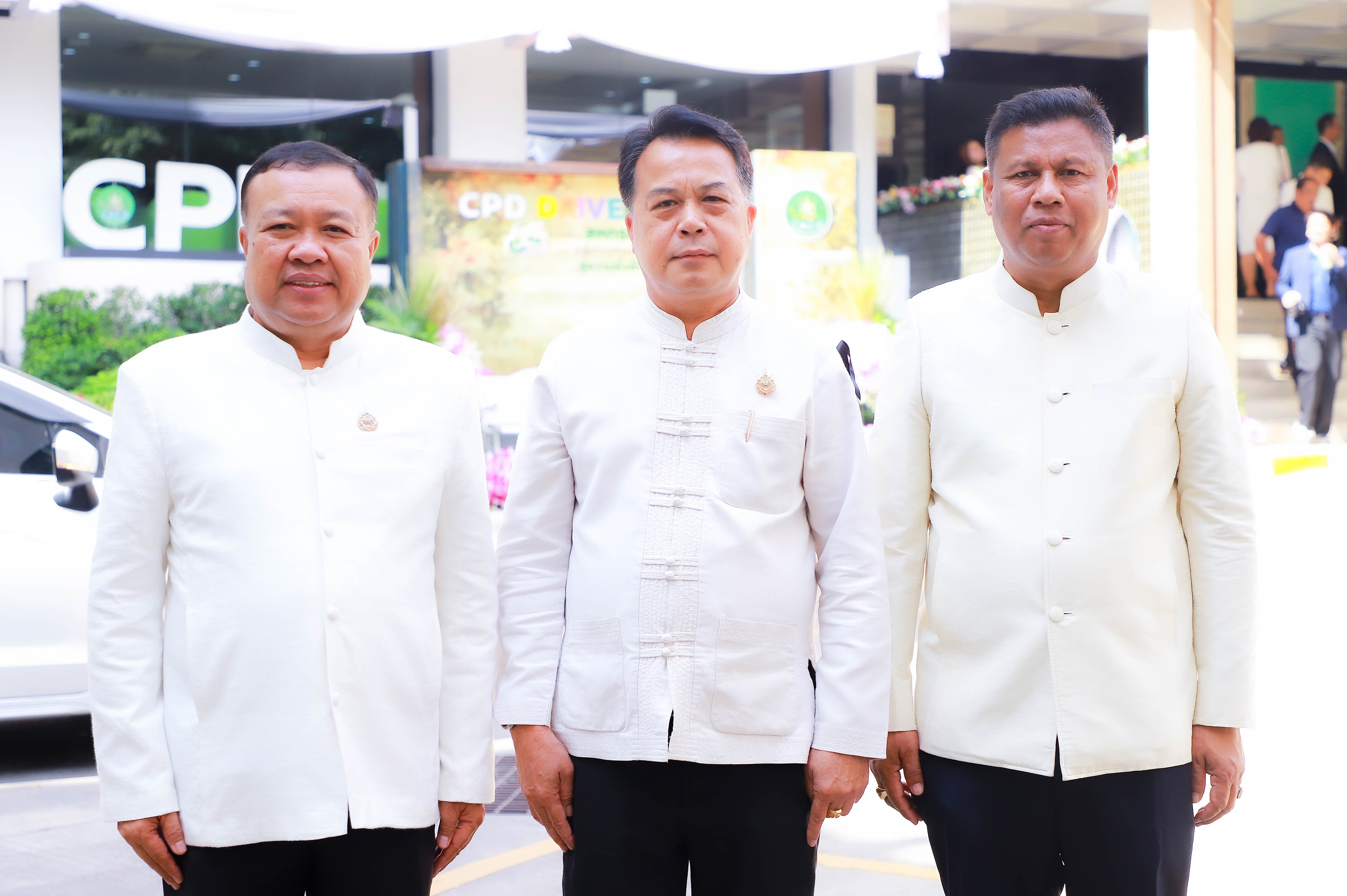 title - รองเลขาธิการ ส.ป.ก. เป็นผู้แทนหน่วยงาน ร่วมแสดงความยินดี ครบรอบ 54 ปี กรมส่งเสริมสหกรณ์